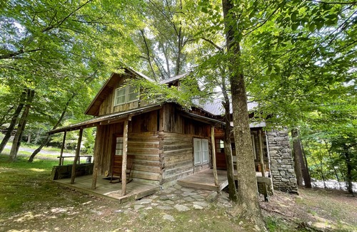Cherokee Cabin | Cabins In The Pines Unit 3-Motorcycle Friendly-Wood Fireplace - Covered Porch