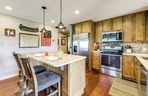 Sevierville Cabin | Camp Themed Sevierville Cabin w/Hot Tub + Teepee!