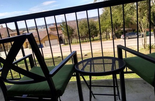 Canyon Lake Condo | Canyon Lake get-a-way w/beautiful sunset view