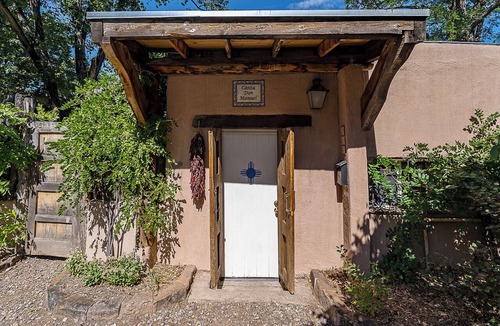South Capitol Cabin | Casita Don Manuel by Ruidoso Vacation Rentals
