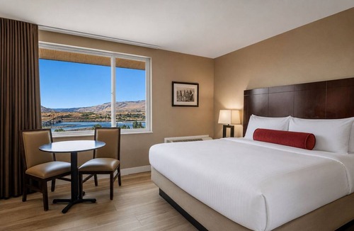 The Dalles Hotel | Celilo Inn