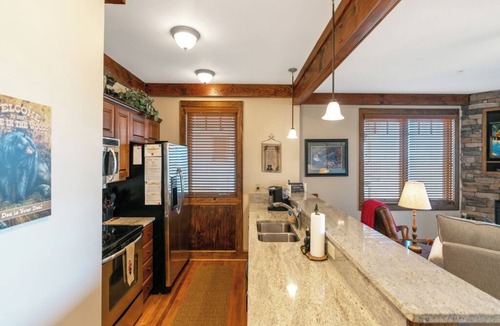 Boone Condo | Chalakee Lodge CI-1- Mountain View, Gated Resort, Indoor/Outdoor Pools & Hot Tub