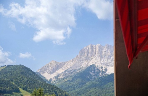 Gresse-en-Vercors Ski Chalet | Chalet Gresse: Mountain View, Large Terrace & Private Green Space Around the Chalet