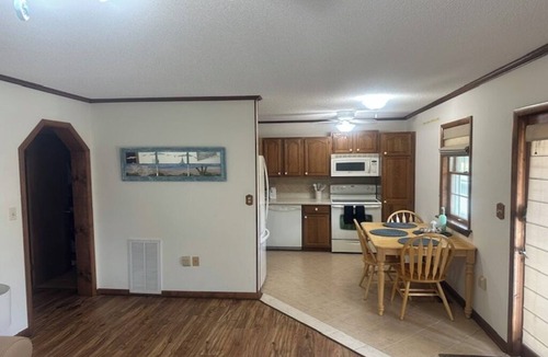 Caine Woods Condo | Charming 2-bedroom condo with WiFi, AC in fantastic North Ocean City