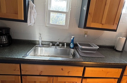 Ellsworth County Cabin | Charming 2-bedroom cabin at Kanopolis Lake