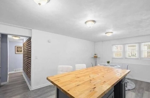 Belleville House | Charming 3-bedroom house in peaceful Belleville with all amenities