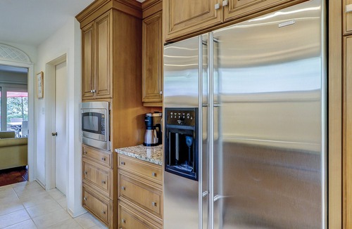 Sea Pines House | Charming 3 bedroom 3 1/2 bath home in beautiful Sea Pines.