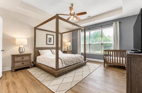 Indian Springs House | Charming 4BR 3BA One Story Retreat in Woodlands