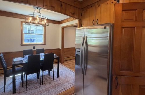 Braintree House | Charming and Spacious - Centrally Located