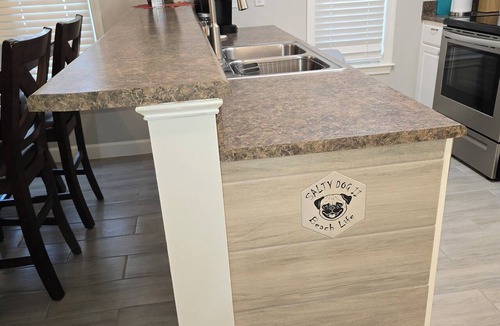 Myrtle Beach House | Charming, Clean & Pet Friendly, 2 bdrm, 2.5 bath, Close to Beach & Airport