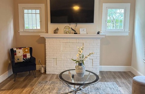 Belvedere Park Apartment | Charming Getaway in Decatur