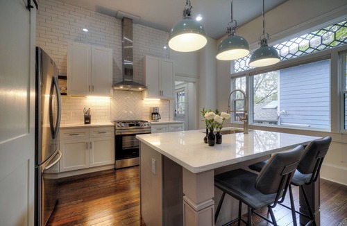 Inman Park Apartment | Charming Historic One-Bedroom in Atlanta's Inman Park-Perfect for Professionals