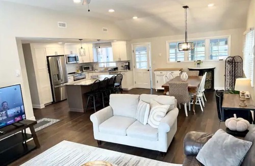 Reading House | Charming Home in Reading with a Large Yard