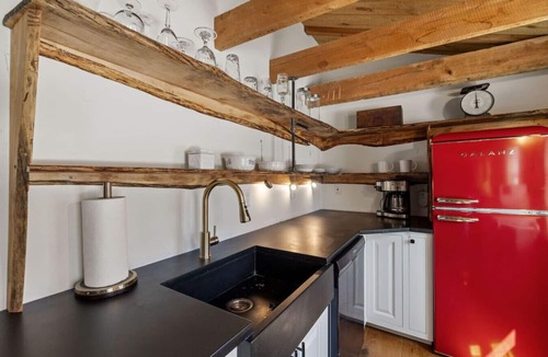 Gilmanton Apartment | Charming Lakes Region Farm Loft | Farm Animals