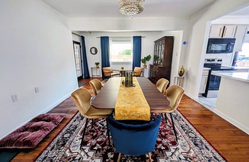 Riverside Terrace House | Charming Lux Gem in Med Center w/2 K Beds-Patio-Backyard!