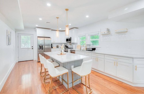 Milton House | Charming Milton Escape- Blue Hills Reservation