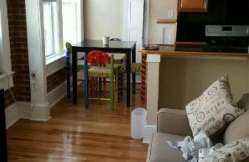 Midtown Apartment | Charming studio #10 dynamite area Piedmont Park