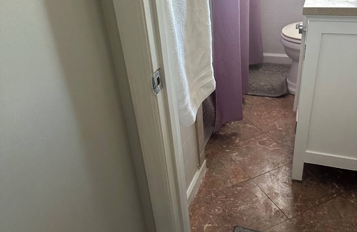 Old Village Historical District Apartment | Charming studio with AC and WiFi in lovely Mount Pleasant