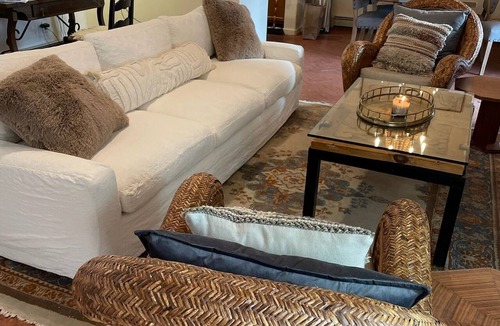 Southside House | Charming SW Santa Fe adobe 3BR home-AC, WiFi, yard, 10 min to Plaza magic!