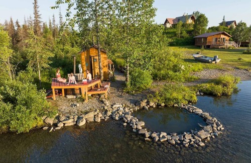 Chelatna Lake Cabin | Chelatna Lake Lodge: Fly-Fishing Experience