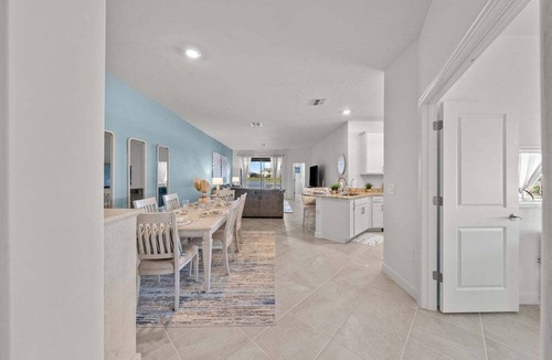 Lakewood Ranch House | Chic and elegant waterfront home in Lorraine Lakes - Patsgang