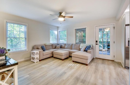 Seneca House | Clemson Game Day Retreat on Lake Hartwell