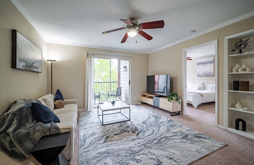 Astrodome Apartment | Close to Home - Medical Center - 30+ day stays