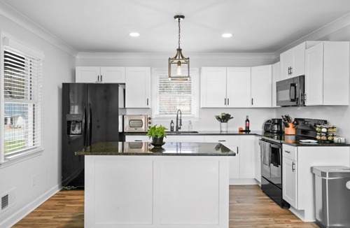 Berea House | Close To It All w/Hot Tub- Greenville, SC