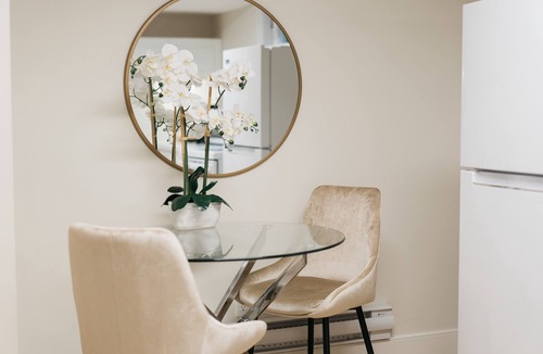Red Deer Apartment | Cloud Nine Studio; Your Heavenly Retreat