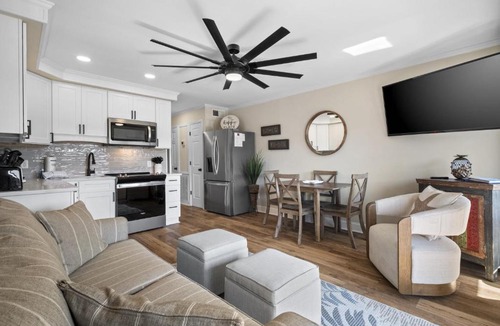 Folly Field Apartment | Coastal Comfort Escape - Beach & Tennis Resort & Beach Access