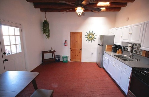 Downtown Santa Fe House | Comfort on Closson- Near Plaza - Fire Pit- Patio