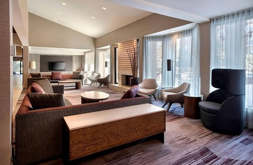 Milford Hotel | Comfortable 1BR With Pool, Pets Are Allowed, Minutes To Pinecrest Golf Club!