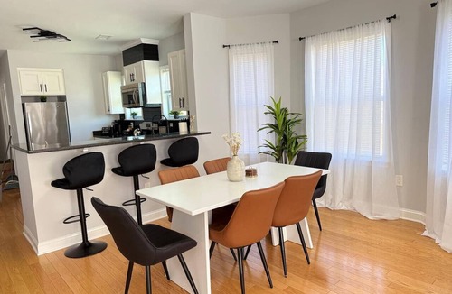 Lowell Apartment | Comfortable 3BR in Lowell – Open Layout