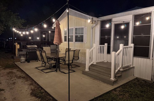 Braden River House | Comfortable unit @ Sun Outdoors! Lots of Amenities! Siesta Key, Pine Craft, Shop
