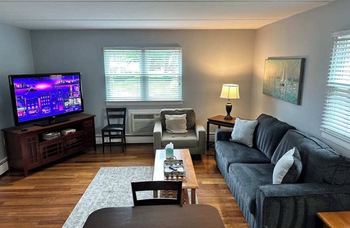 Narberth Apartment | Comfy 2 BR Mid Term Apartment