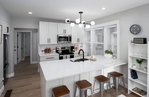 Southwest Garden Apartment | Comfy apartment down the street from Botanical Gardens, 5mins from BJC hospital!