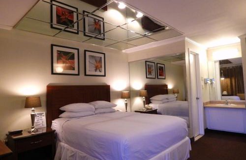 Commack Hotel | Commack Inn