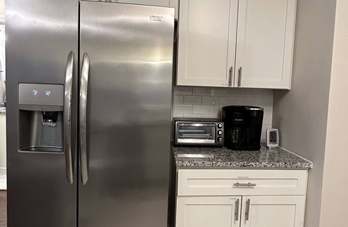 Madison Park House | Convenient Charlotte Comfort