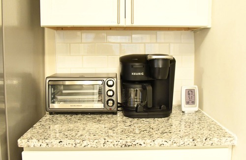 Madison Park House | Convenient Charlotte Comfort