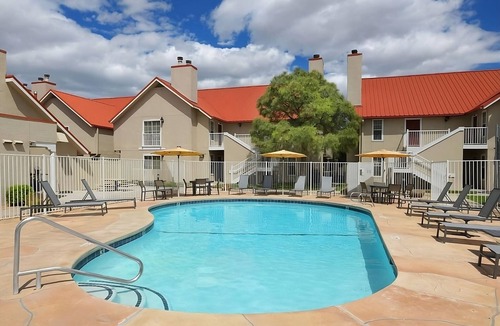 Northeast Heights Hotel | Convenient Stay, Superb Location! 3 Modern Units, Free Breakfast, w/Pool