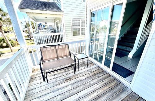 Surfside Beach House | Cooper's Lighthouse Home