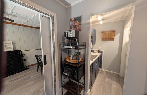 Heritage Apartment | Cozy 1-bedroom studio in historic San Marcos blocks from downtown