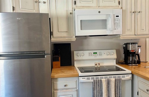 North Pole House | Cozy Family-Friendly 2-Bedroom Home in North Pole Alaska Near Chena Lakes