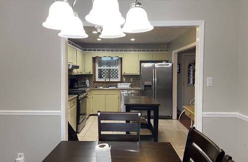 Lawrenceville House | Cozy family home