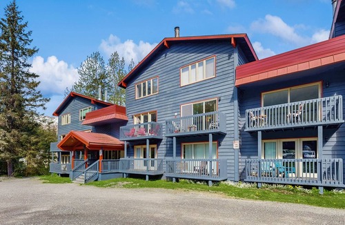 Alyeska Condo | Cozy Girdwood Condo – Your Gateway to Alaska’s Natural Beauty