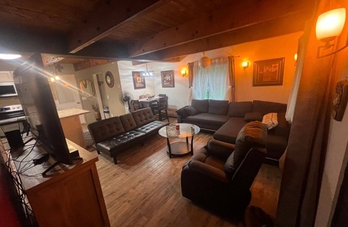 North Pole House | Cozy Homestay in North Pole, Alaska - Charming 3-bedroom house