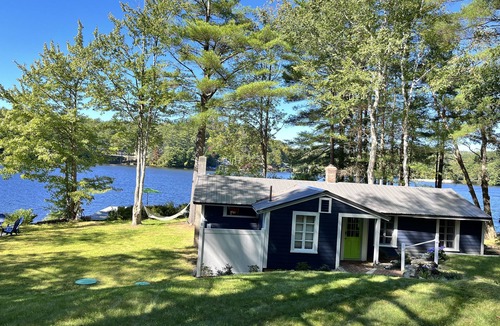 Weare Cottage | Cozy lakefront cottage with dock, close to skiing