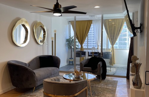 Peachtree Center Condo | Cozy penthouse Atlanta