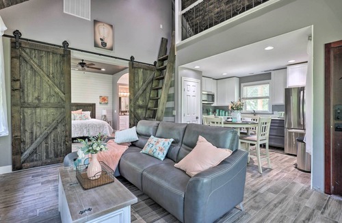 Spring Branch Cottage | Cozy Spring Branch Cottage in Hill Country!