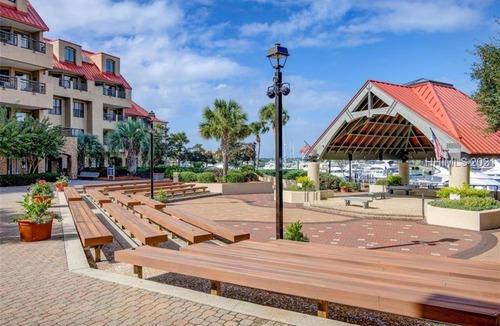 Folly Field Apartment | Cute 2 bedroom, 2 bath Condo at Folly Field Beach